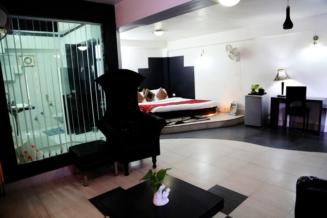 Aravali Clarks Inn อัลวาร์ ภายนอก รูปภาพ