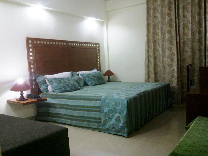 Aravali Clarks Inn อัลวาร์ ภายนอก รูปภาพ