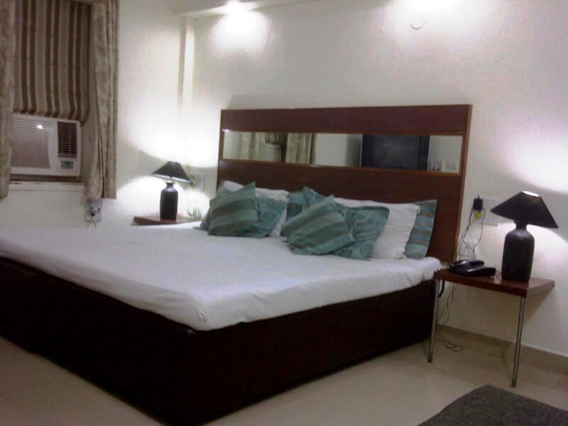 Aravali Clarks Inn อัลวาร์ ภายนอก รูปภาพ